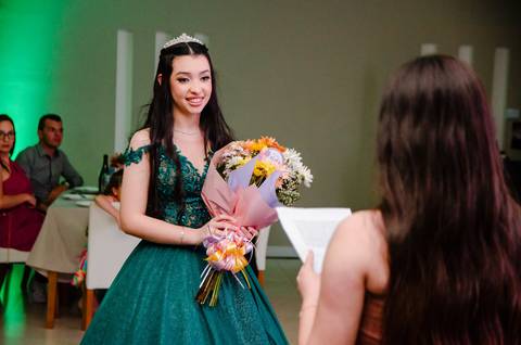 fotos da festa de 15 anos de manuela em canoas pelo fotógrafo Jeferson Paz'