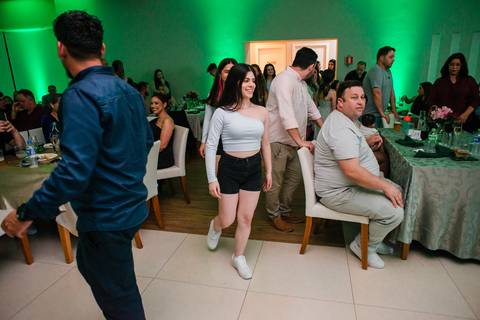 fotos da festa de 15 anos de manuela em canoas pelo fotógrafo Jeferson Paz'