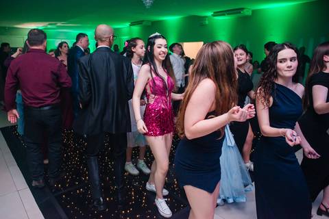 fotos da festa de 15 anos de manuela em canoas pelo fotógrafo Jeferson Paz'