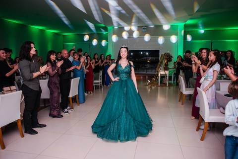 fotos da festa de 15 anos de manuela em canoas pelo fotógrafo Jeferson Paz'