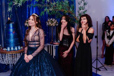 festa de 15 anos de nathalie by jeferson paz fotografia em Thaisa Brusco Beauty Studio e Arte eventos casa de festas'