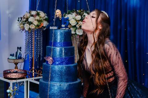 festa de 15 anos de nathalie by jeferson paz fotografia em Thaisa Brusco Beauty Studio e Arte eventos casa de festas'