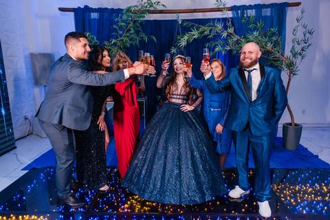 festa de 15 anos de nathalie by jeferson paz fotografia em Thaisa Brusco Beauty Studio e Arte eventos casa de festas'