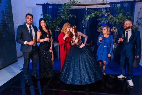 festa de 15 anos de nathalie by jeferson paz fotografia em Thaisa Brusco Beauty Studio e Arte eventos casa de festas'