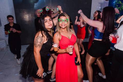 festa de 15 anos de nathalie by jeferson paz fotografia em Thaisa Brusco Beauty Studio e Arte eventos casa de festas'