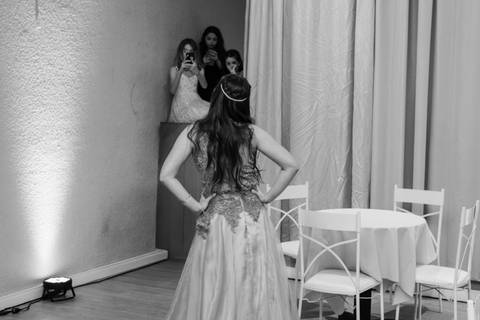 Fotos da festa de 15 anos de manuela flores pelo fotógrafo jeferson paz fotografia no clube do professor gaucho de porto alegre explosao bartenders '