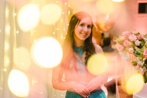 Fotos da festa de 15 anos de manuela flores pelo fotógrafo jeferson paz fotografia no clube do professor gaucho de porto alegre explosao bartenders '