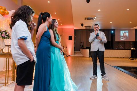 Fotos da festa de 15 anos de manuela flores pelo fotógrafo jeferson paz fotografia no clube do professor gaucho de porto alegre explosao bartenders '