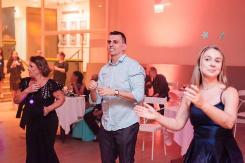 Fotos da festa de 15 anos de manuela flores pelo fotógrafo jeferson paz fotografia no clube do professor gaucho de porto alegre explosao bartenders '