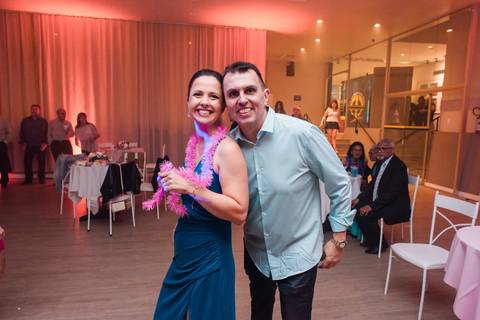 Fotos da festa de 15 anos de manuela flores pelo fotógrafo jeferson paz fotografia no clube do professor gaucho de porto alegre explosao bartenders '