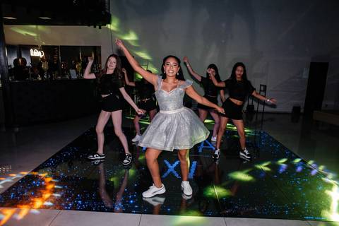 Festa de 15 anos de Rafaela no Gran Fiesta Luxe em Canoas pelo fotógrafo Jeferson Paz'