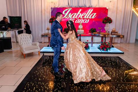 Fotos da festa de 15 anos de Isabella pelo fotógrafo Jeferson Paz'