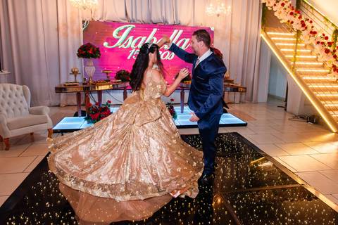 Fotos da festa de 15 anos de Isabella pelo fotógrafo Jeferson Paz'