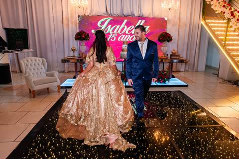 Fotos da festa de 15 anos de Isabella pelo fotógrafo Jeferson Paz'