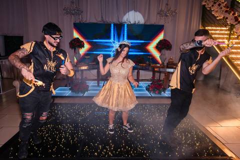Fotos da festa de 15 anos de Isabella pelo fotógrafo Jeferson Paz'