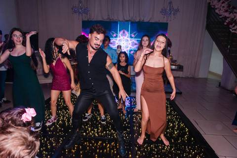 Fotos da festa de 15 anos de Isabella pelo fotógrafo Jeferson Paz'