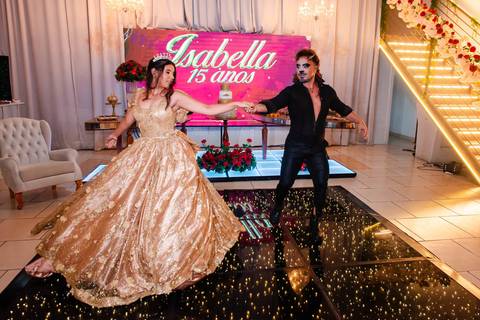 Fotos da festa de 15 anos de Isabella pelo fotógrafo Jeferson Paz'