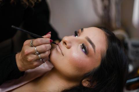 fotos de debutante em sua festa de 15 anos em Sapucaia do Sul no salão de beleza Must Eventos '