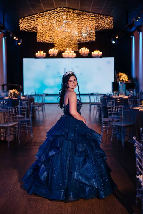 fotos da festa de 15 anos de larissa abascal em cachoeirinha no espaço Pátio 115 feitas por Jeferson Paz Fotografia'