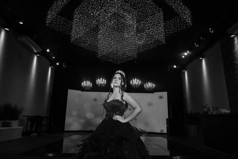 fotos da festa de 15 anos de larissa abascal em cachoeirinha no espaço Pátio 115 feitas por Jeferson Paz Fotografia'
