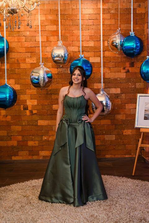 fotos da festa de 15 anos de larissa abascal em cachoeirinha no espaço Pátio 115 feitas por Jeferson Paz Fotografia'