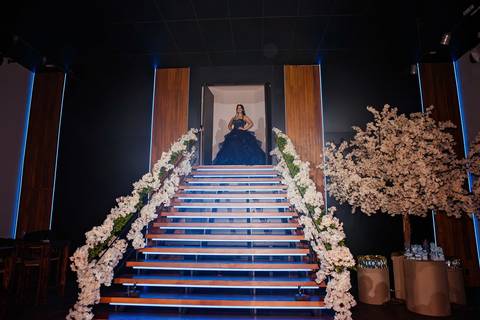 fotos da festa de 15 anos de larissa abascal em cachoeirinha no espaço Pátio 115 feitas por Jeferson Paz Fotografia'