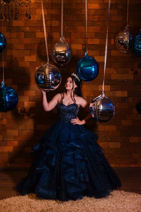 fotos da festa de 15 anos de larissa abascal em cachoeirinha no espaço Pátio 115 feitas por Jeferson Paz Fotografia'
