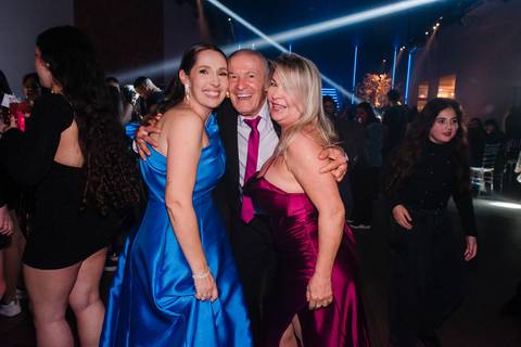 fotos da festa de 15 anos de larissa abascal em cachoeirinha no espaço Pátio 115 feitas por Jeferson Paz Fotografia'