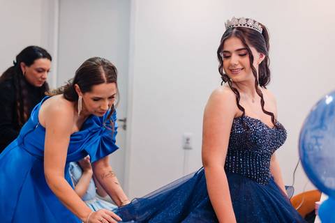 fotos da festa de 15 anos de larissa abascal em cachoeirinha no espaço Pátio 115 feitas por Jeferson Paz Fotografia'