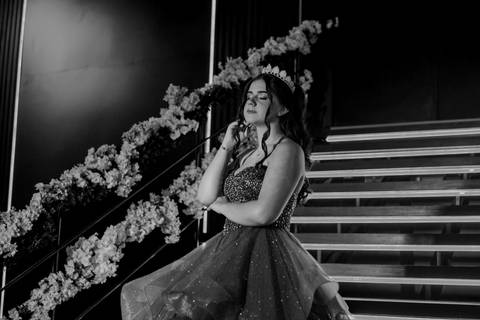 fotos da festa de 15 anos de larissa abascal em cachoeirinha no espaço Pátio 115 feitas por Jeferson Paz Fotografia'