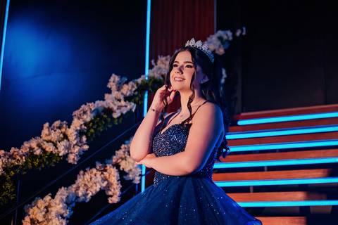 fotos da festa de 15 anos de larissa abascal em cachoeirinha no espaço Pátio 115 feitas por Jeferson Paz Fotografia'