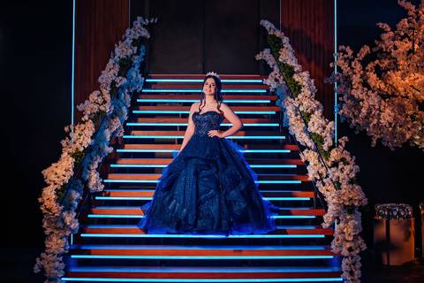 fotos da festa de 15 anos de larissa abascal em cachoeirinha no espaço Pátio 115 feitas por Jeferson Paz Fotografia'