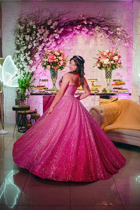 Fotos da festa de 15 anos de Dhiully na Saint Haus Eventos by Jeferson paz Fotografia'