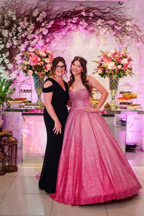 Fotos da festa de 15 anos de Dhiully na Saint Haus Eventos by Jeferson paz Fotografia'