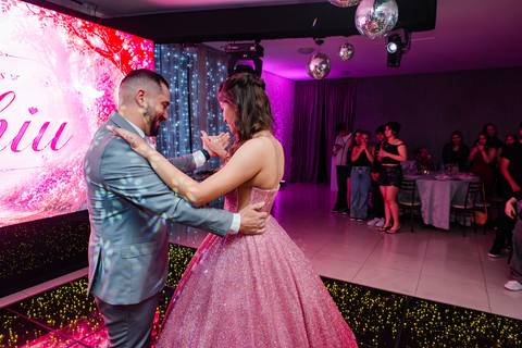 Fotos da festa de 15 anos de Dhiully na Saint Haus Eventos by Jeferson paz Fotografia'