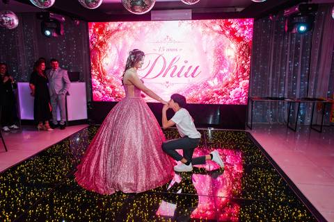 Fotos da festa de 15 anos de Dhiully na Saint Haus Eventos by Jeferson paz Fotografia'