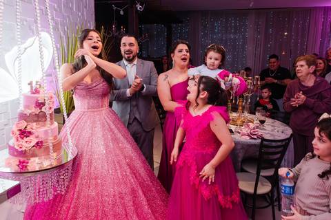 Fotos da festa de 15 anos de Dhiully na Saint Haus Eventos by Jeferson paz Fotografia'