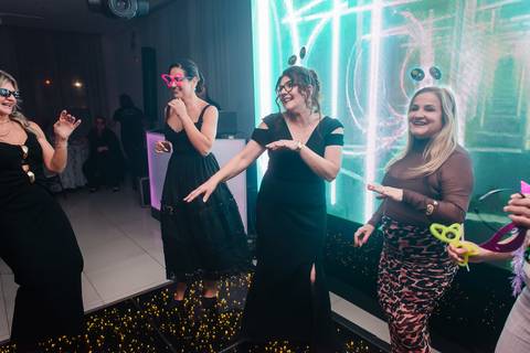 Fotos da festa de 15 anos de Dhiully na Saint Haus Eventos by Jeferson paz Fotografia'