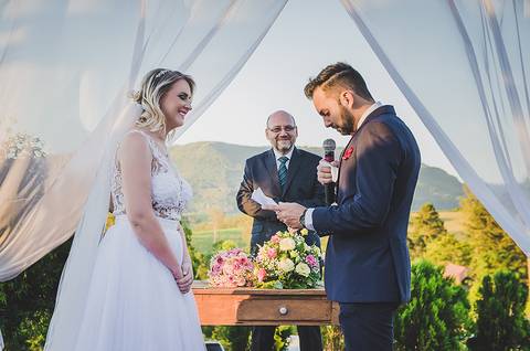 Casamento ao ar livre em Sapiranga homenagem do noivo'