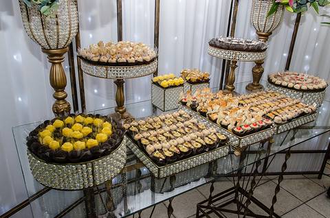 Mesa de doces Festa de 15 anos Porto Alegre'