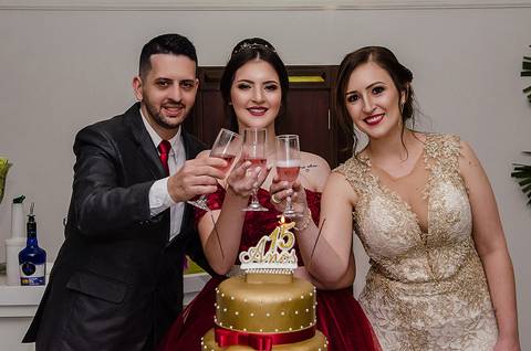 Festa de 15 anos na Sociedade Gondoleiros Porto Alegre Brinde'