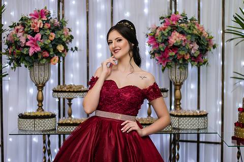 Festa de 15 anos vestido vermelho debutante Porto Alegre'