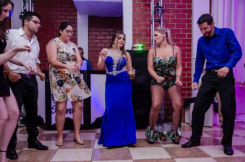 Pista de dança em festa de formatura'