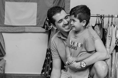 pai e filho brincando em festa infantil da Cia lúdica '