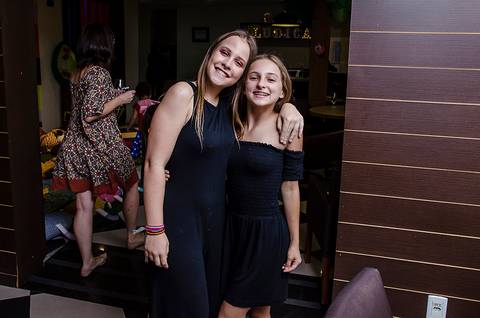 irmã da aniversariante na Cia lúdica '