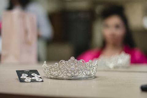 coroa da debutante para os seus 15 anos'