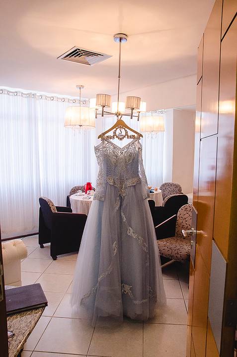 Vestido da debutante para os seus 15 anos'