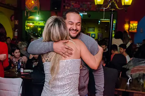 Letícia Swarowski e Thiago Soares'