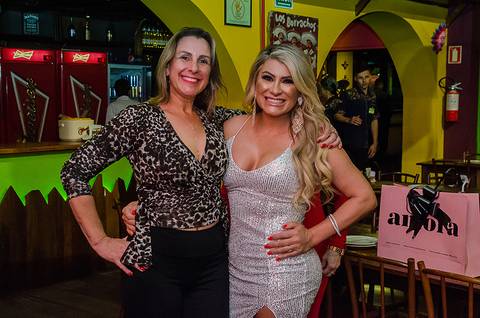 Letícia Swarowski os convidados do seu aniversário no Guacamole Cocina Mexicana'