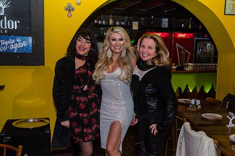 Letícia Swarowski os convidados do seu aniversário no Guacamole Cocina Mexicana'